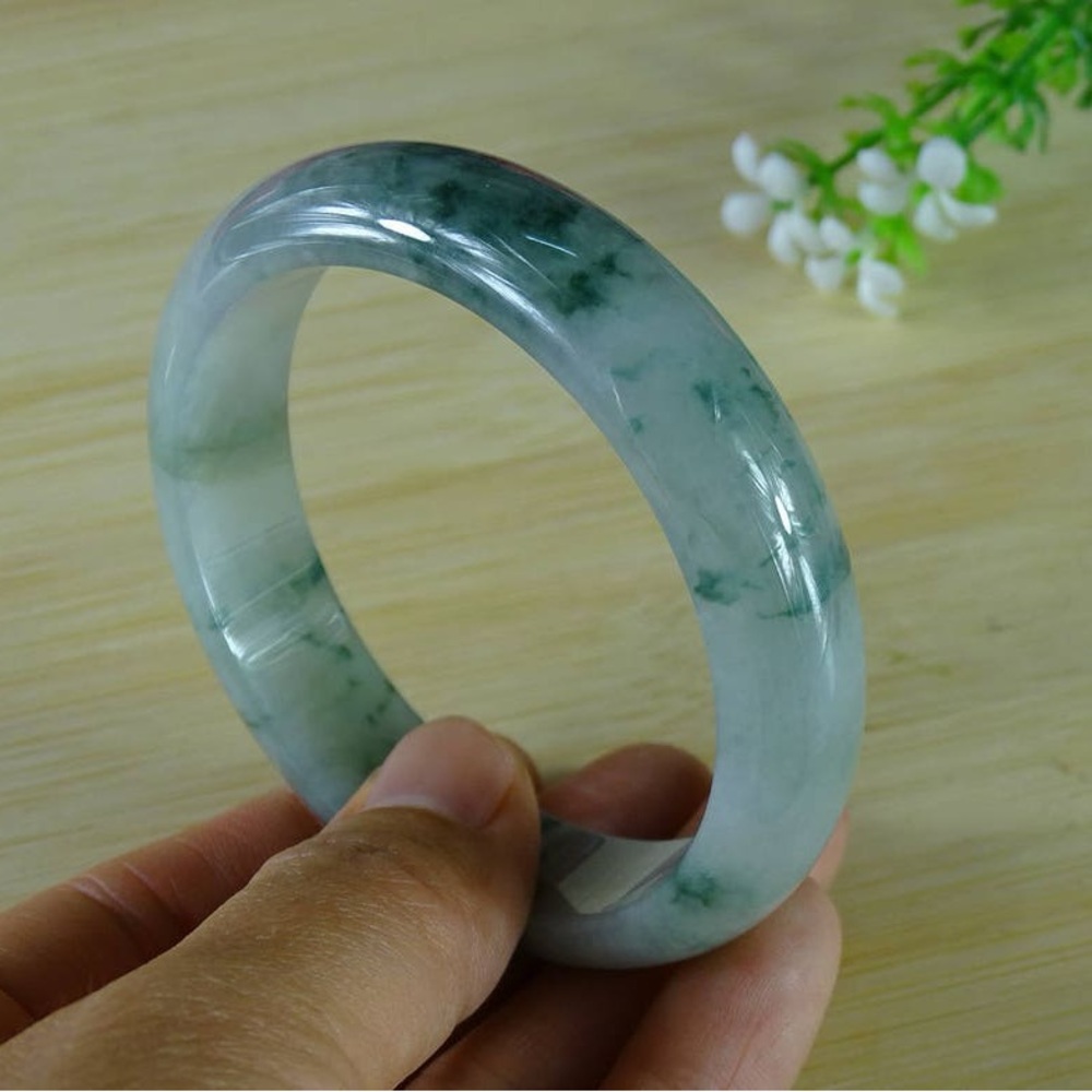 Genuine Burmese Icy Green Jade Jadeite Bangle Bracelet